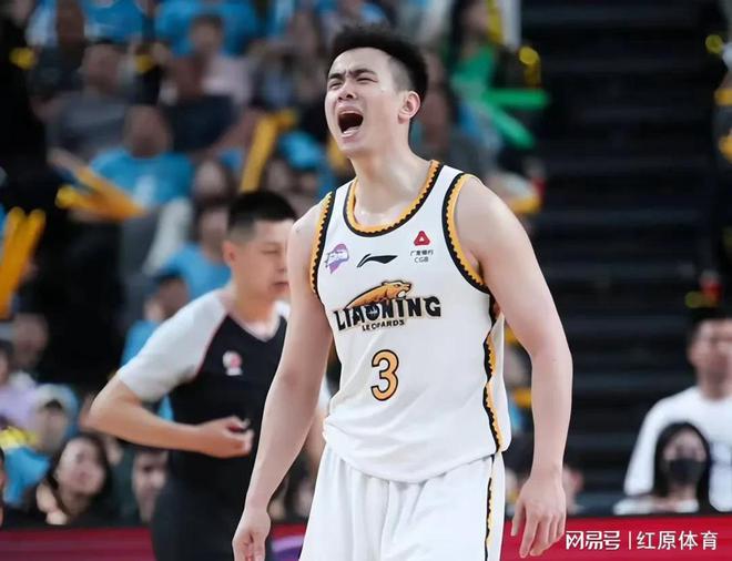 Kaiyun(中国)开云-关于全场焦点：张伟28分火力全开，带领球队获胜！的信息