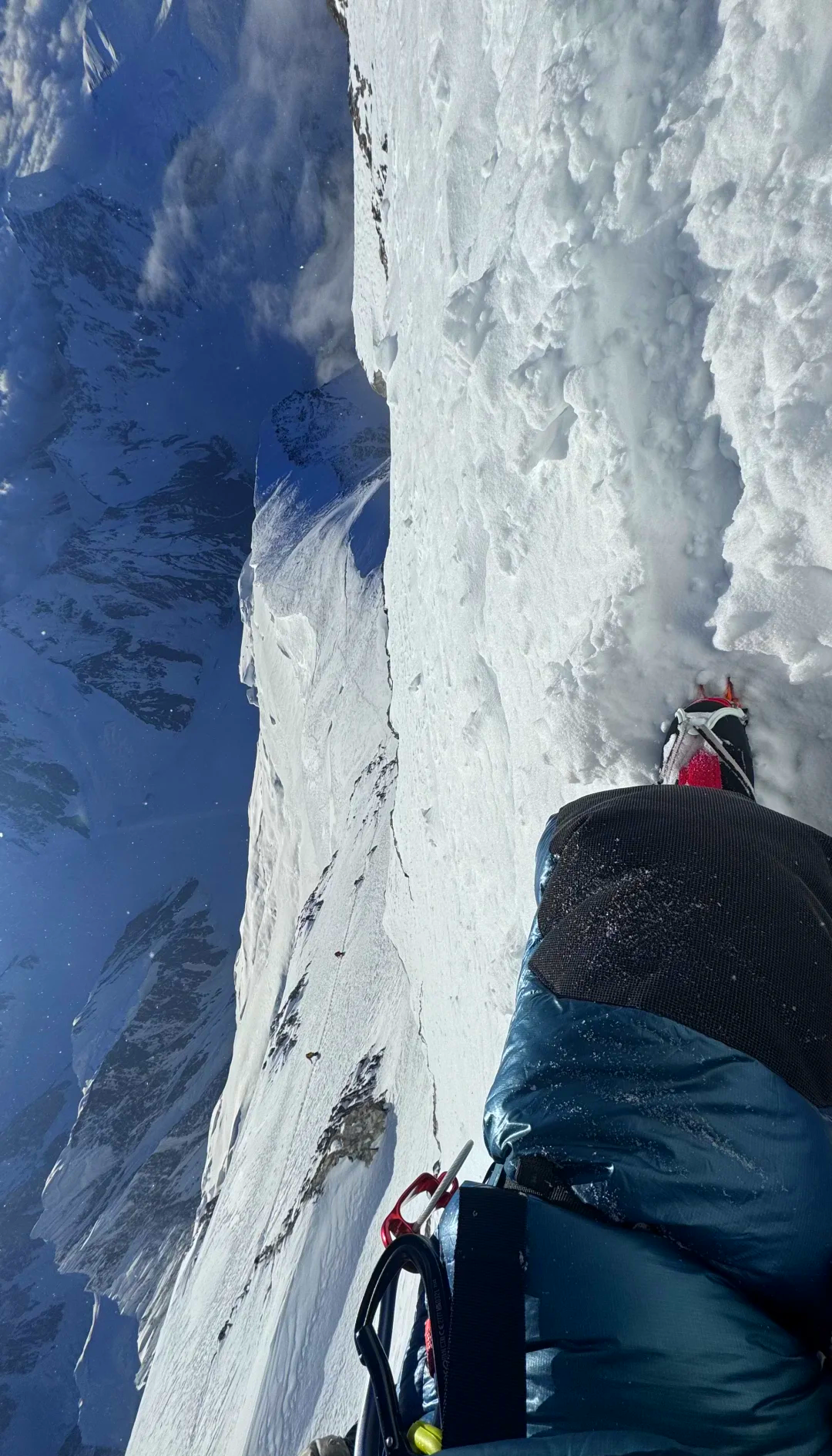 关于全国登山竞赛，攀登高峰的勇气考验的信息