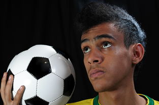 kaiyun体育综合-德甲球队构建战术模拟平台提升临场决策能力，德甲模式